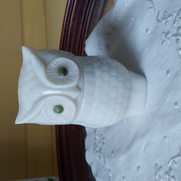 Owl bottle 🦉Avon perfume vintage Collectible green eyedbmilk glass 70s retro - Picture 5 of 13